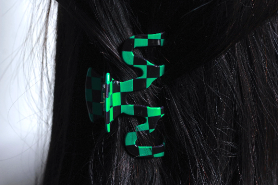 Green Checkered Wavy Hair Clip