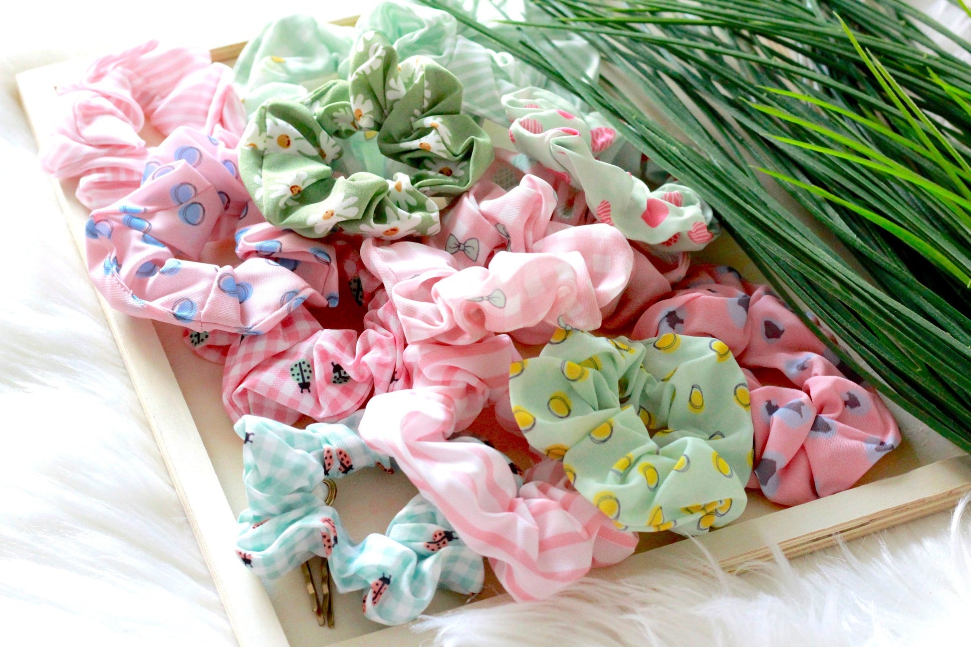 mint scrunchies, pink scrunchies, tiktok trend accessories